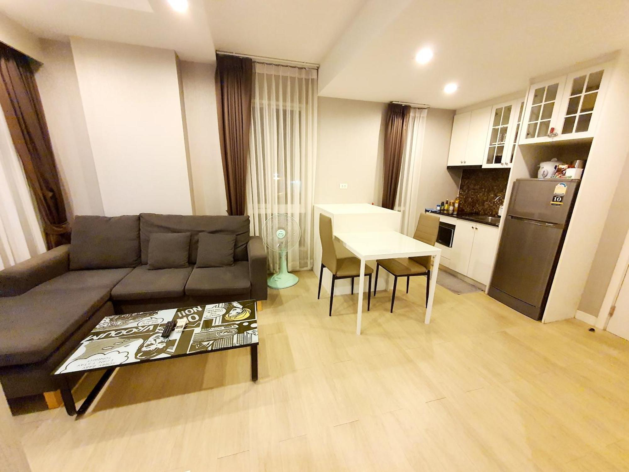 Ferienwohnung Chic Seaview @ The Patio Bangsaen Exterior foto
